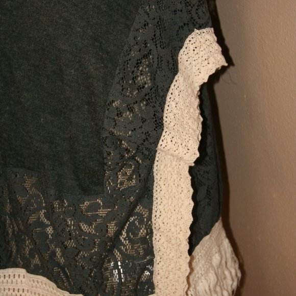 YA Los Angeles Lace Trimmed Poncho Fringed Shirt  size S - Picture 3 of 4